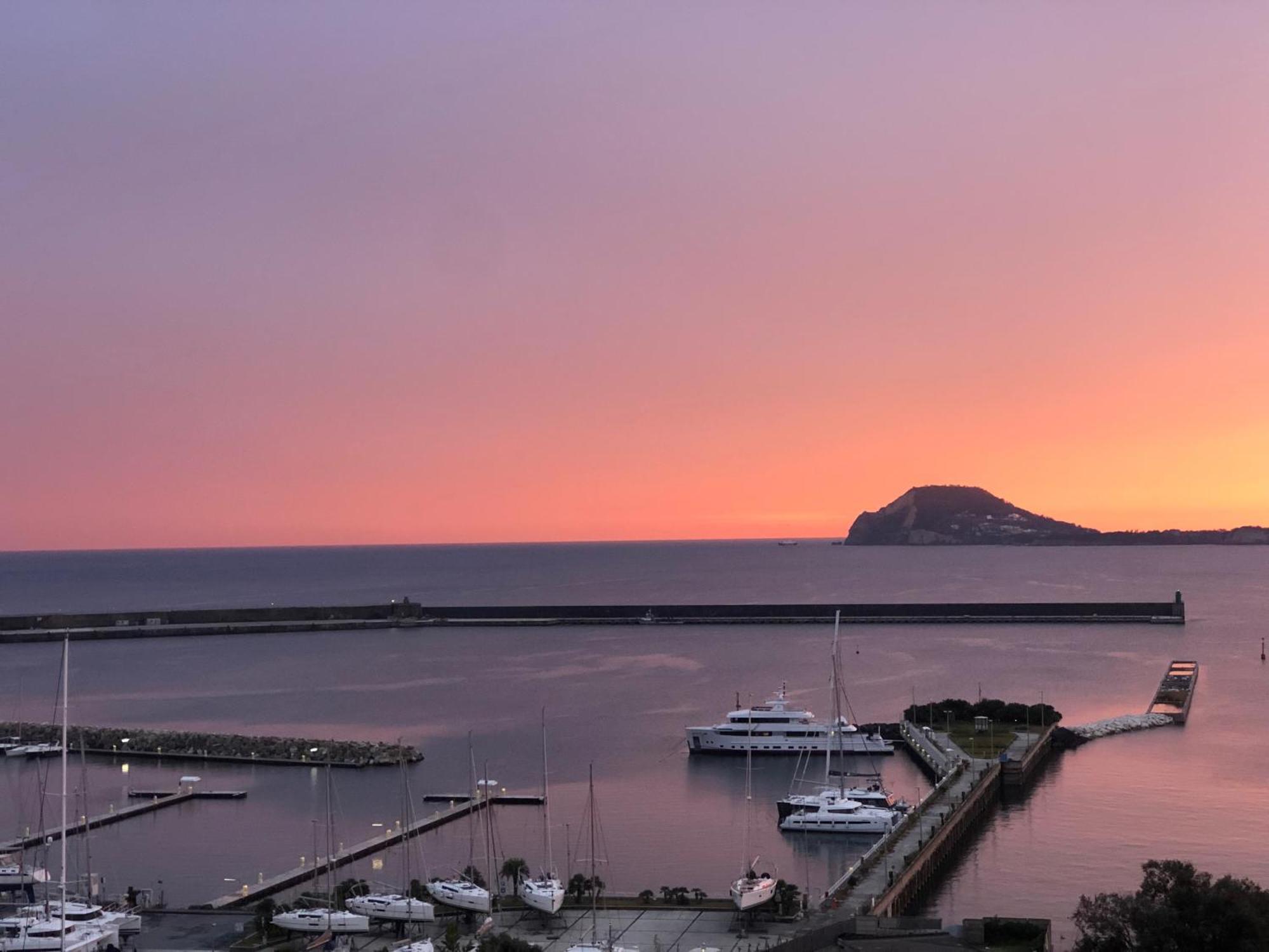 Pozzuoli B&B Exsofer Εξωτερικό φωτογραφία